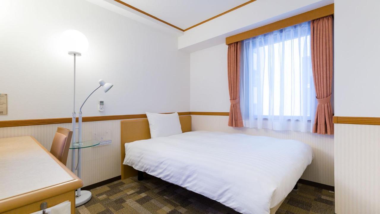 Toyoko Inn Okinawa Naha Asahibashi Ekimae Extérieur photo