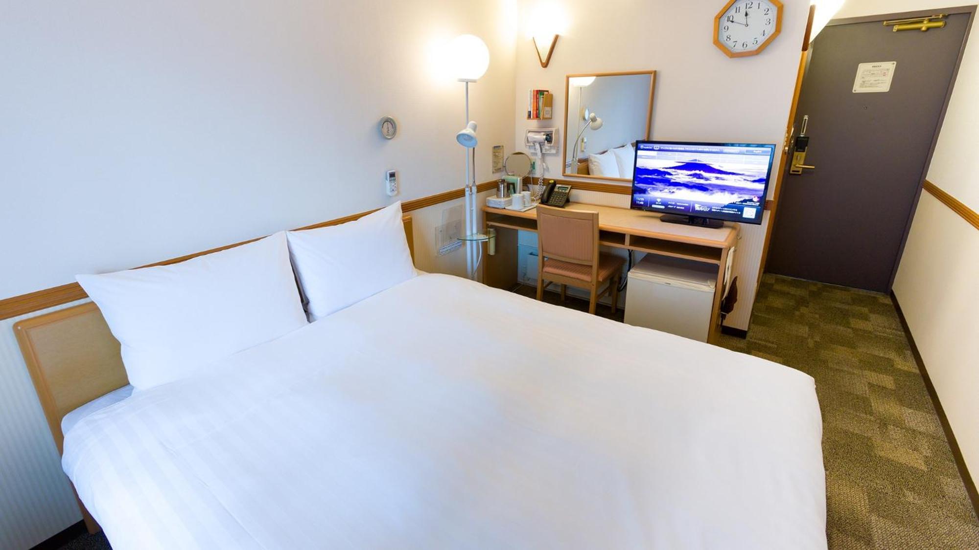 Toyoko Inn Okinawa Naha Asahibashi Ekimae Chambre photo